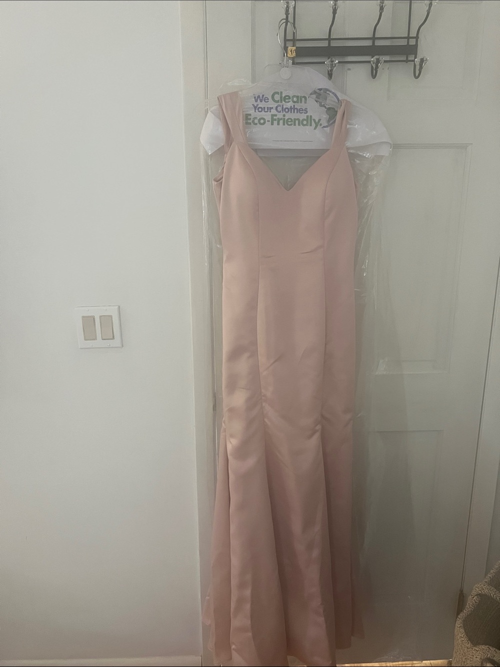 Elegant V-Neck Satin Evening Gown in Blush Pink